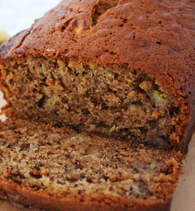 Whole Wheat Banana Bread | Well-Traveled Wife