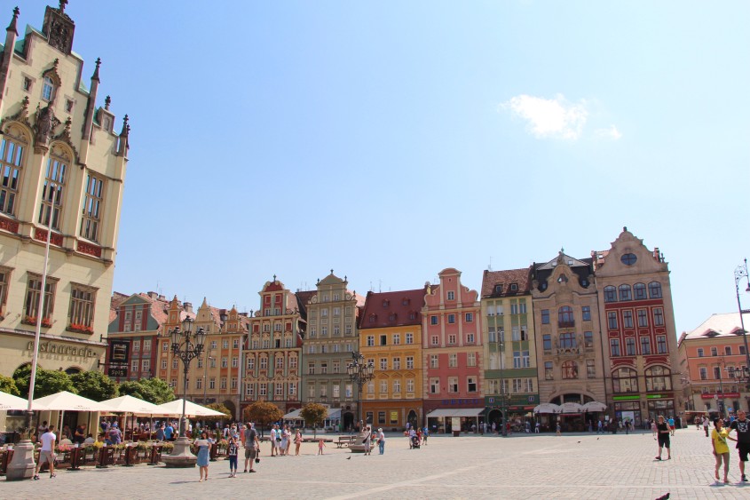 5 reasons to visit WROCŁAW, poland | Well-Traveled Wife